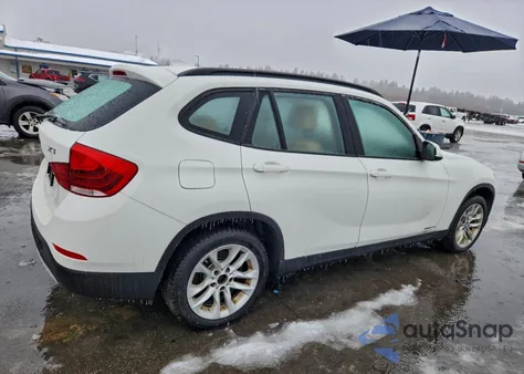 2015 BMW X1 xDrive28I из США, поврежденный, VIN WBAVL1C54FVY36588